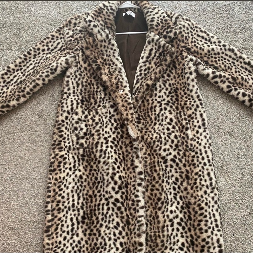 Brown and White Cheetah Print Faux Fur Coat Size M